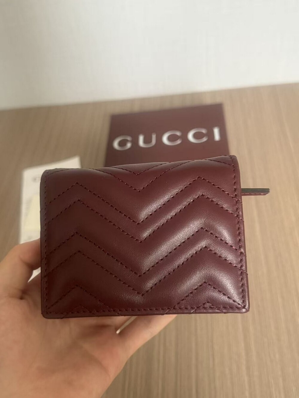Gucci Quilted Burgundy Leather Compact Wallet with Gold GG - Picture 5 of 7